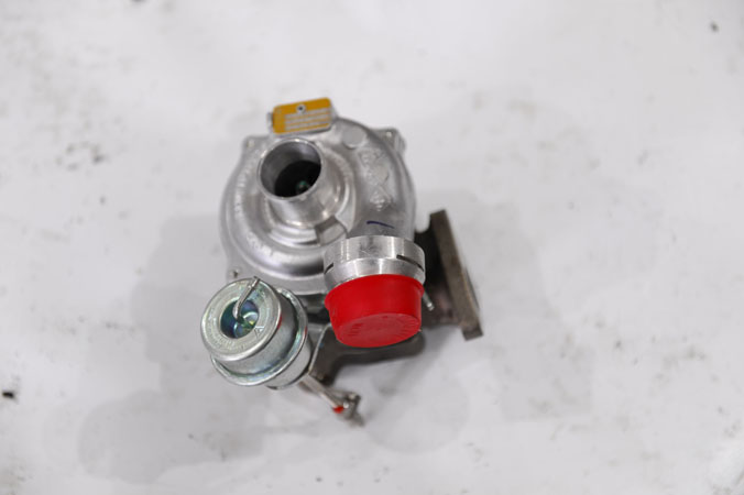 R 19 ÇIKMA YEDEK PARÇA CLİO SEMBOL 1.5 TURBO YENİ KASA